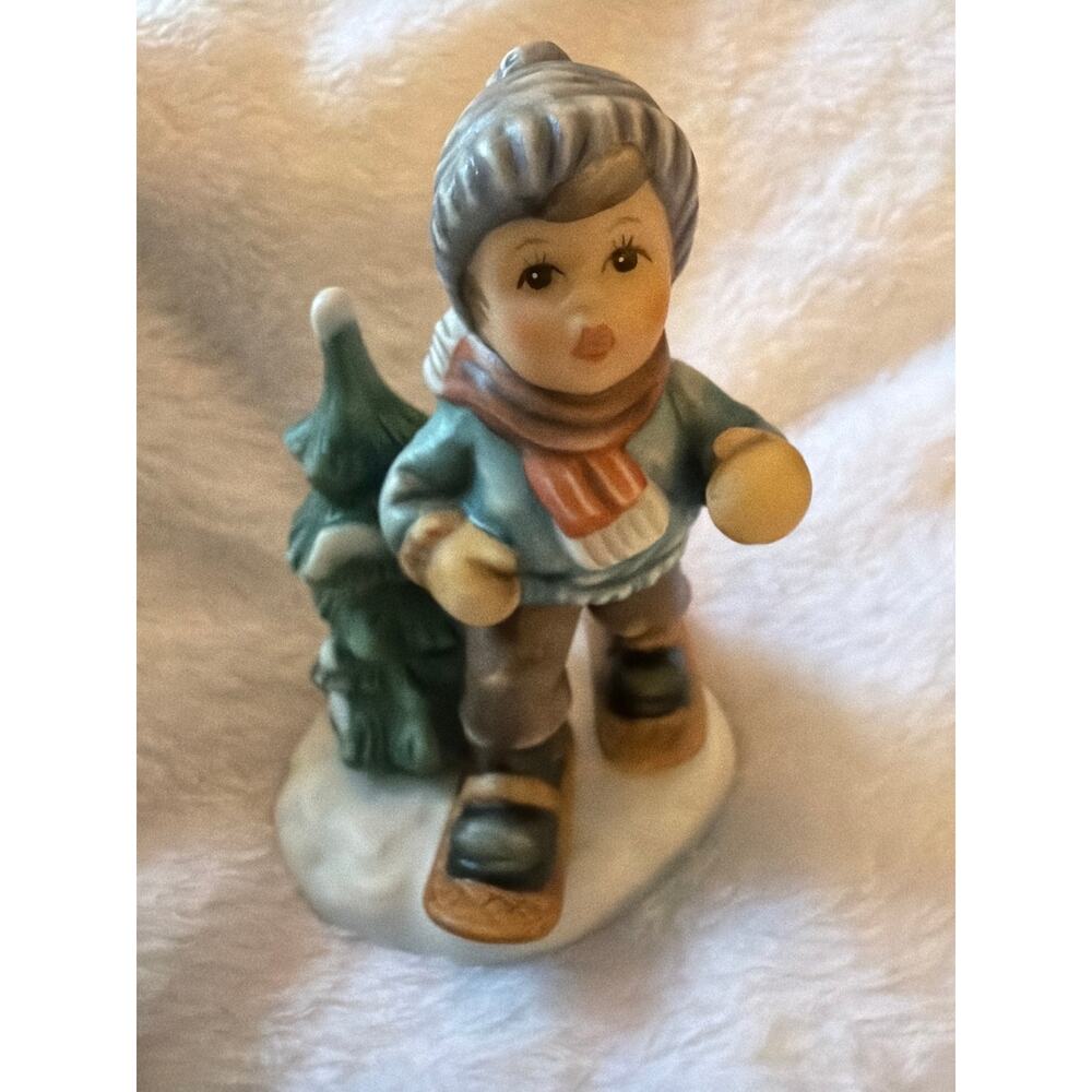 Goebel Hummel Dashing Through The Snow BH99/P Winter Boy Figurine Skier